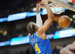 亚博体育在线登录-赛地聚焦——足总杯窗口期热度飙升，纽约尼克斯强势反弹，更衣室稳定，更衣室氛围转暖